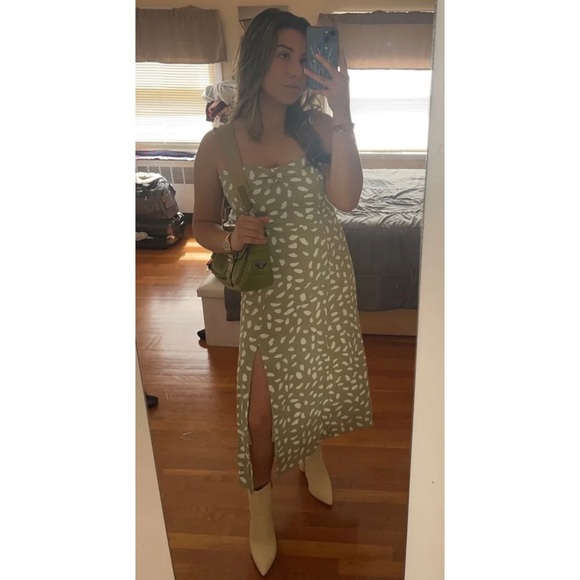 NWOT Lulus Party in Paris Sage Green Print Tie-Strap Midi Dress Small - Picture 3 of 14